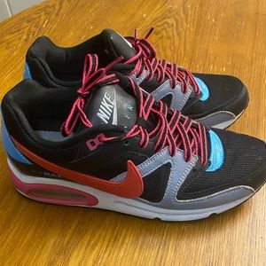 Women’s Nike Airmax